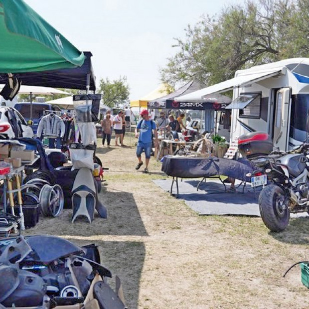 Retour de la Bourse Moto à Frontignan-Plage.